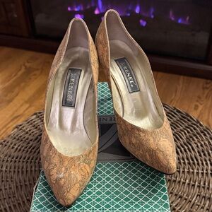 J. Reneé Vintage Cork Tan Pumps